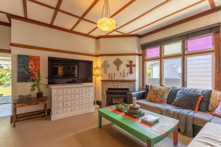 Photo of property in 1 Carnell Street, Napier South, Napier, 4110