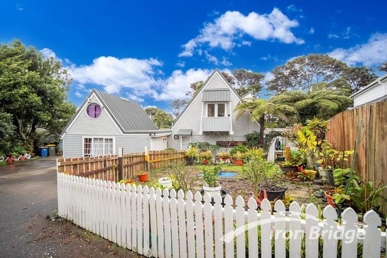 Photo of property in 1/104a Manuka Road, Bayview, Auckland, 0629