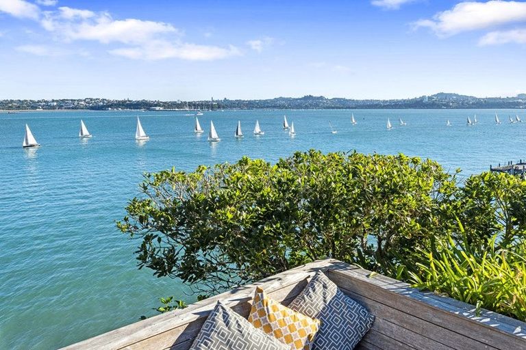 Photo of property in 38 Jubilee Avenue, Devonport, Auckland, 0624