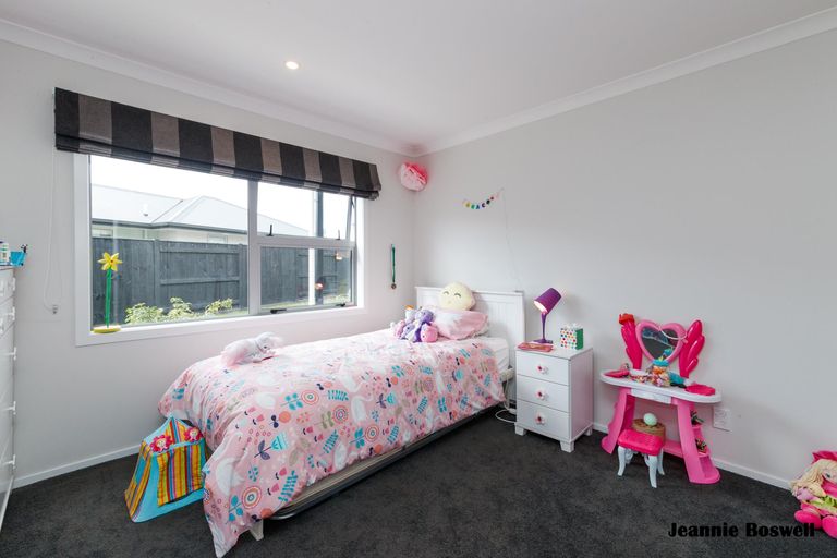 Photo of property in 7 Morocco Terrace, Kelvin Grove, Palmerston North, 4414