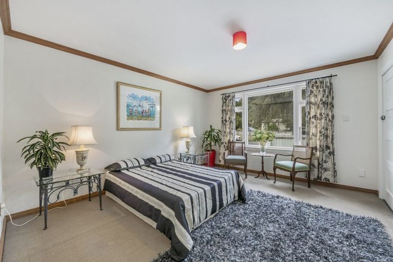 Photo of property in 30 Black Beech Street, Birchville, Upper Hutt, 5018