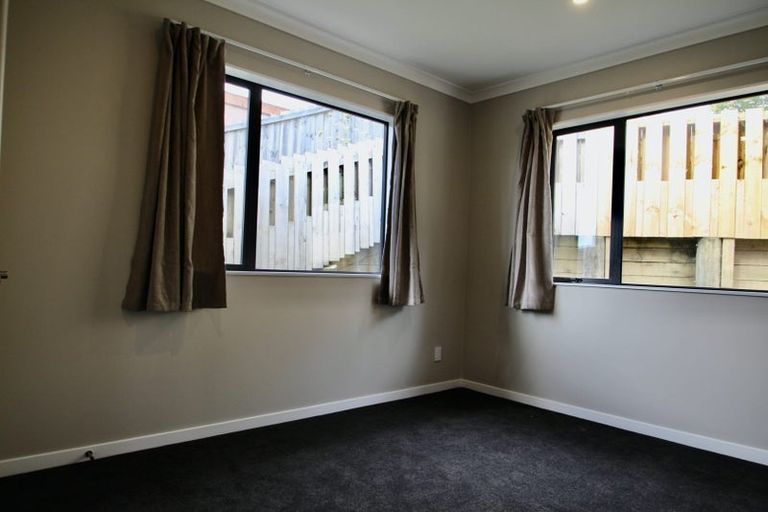 Photo of property in 8 Blewitt Court, Swanson, Auckland, 0614