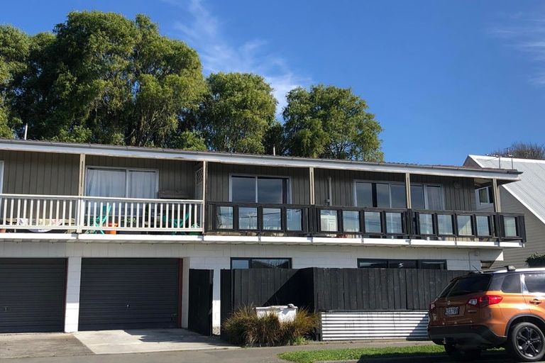 Photo of property in 2/33 Springfield Road, St Albans, Christchurch, 8014