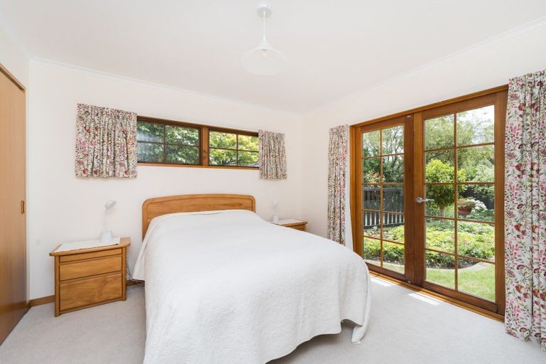 Photo of property in 88 Clifton Terrace, Fitzherbert, Palmerston North, 4410