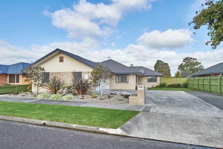Photo of property in 47 Parnell Heights Drive, Kelvin Grove, Palmerston North, 4414