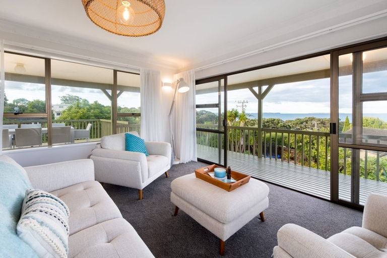 Photo of property in 14 Park Rise, Campbells Bay, Auckland, 0630