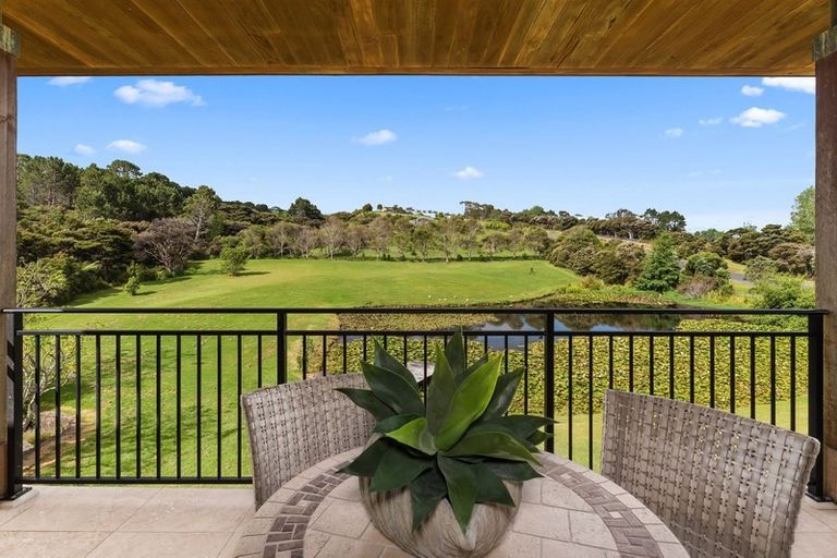 Photo of property in 60 James Paige Lane, Riverhead, Albany, 0793