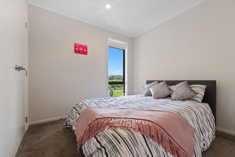 Photo of property in 1 Raithburn Terrace, Pokeno, 2402