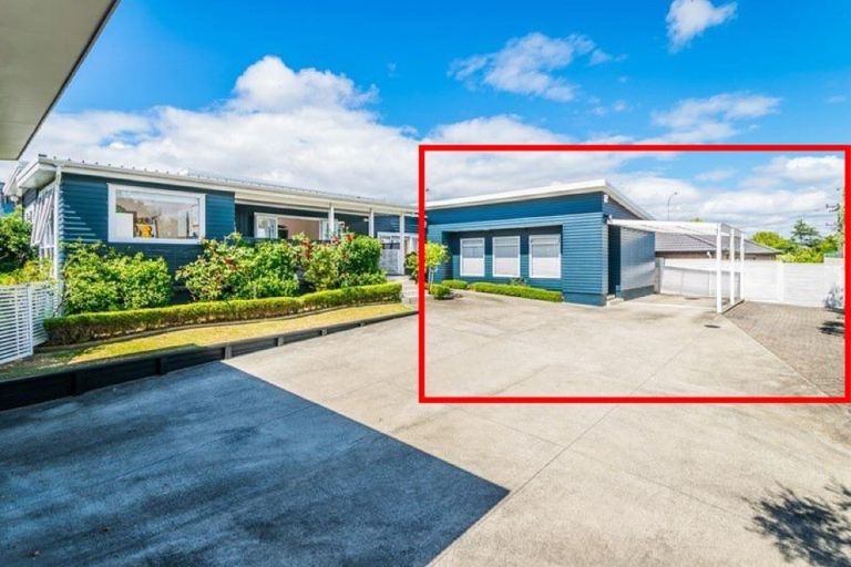 Photo of property in 41 Greenhithe Road, Greenhithe, Auckland, 0632