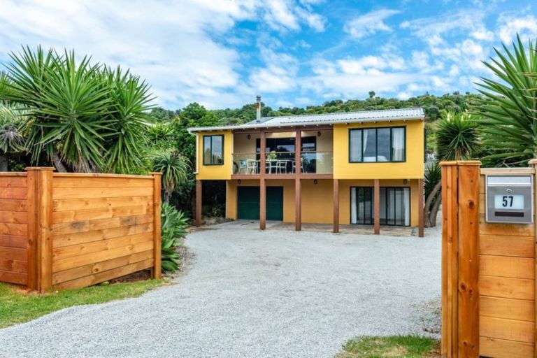 Photo of property in 57 Moana Road, Okitu, Gisborne, 4010