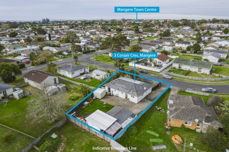 Photo of property in 3 Corsair Crescent, Mangere, Auckland, 2022
