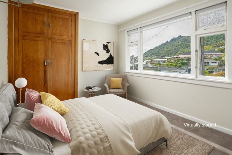 Photo of property in 34 Waikawa Road, Picton, 7220