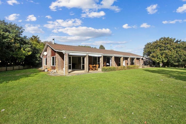 Photo of property in 112a Mcrobbie Road, Kingseat, Papakura, 2580