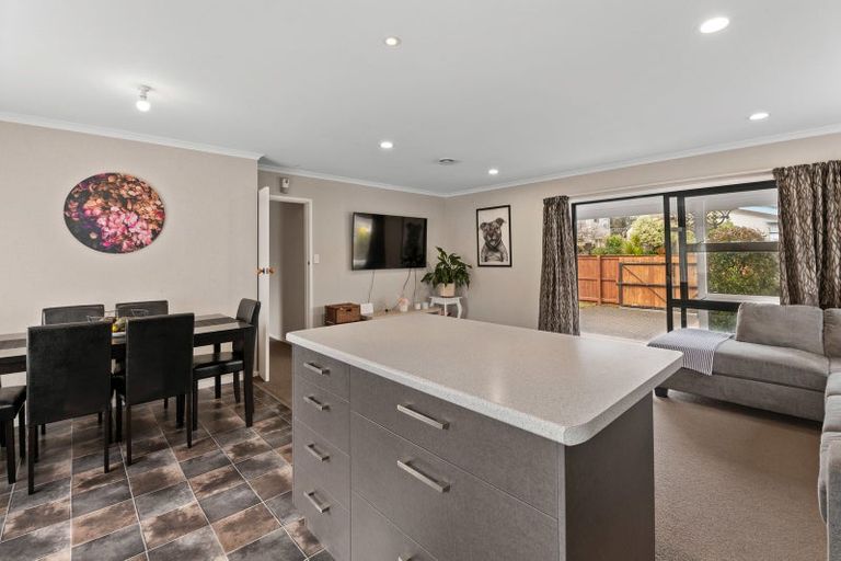 Photo of property in 74 Blomfield Street, Pukehangi, Rotorua, 3015