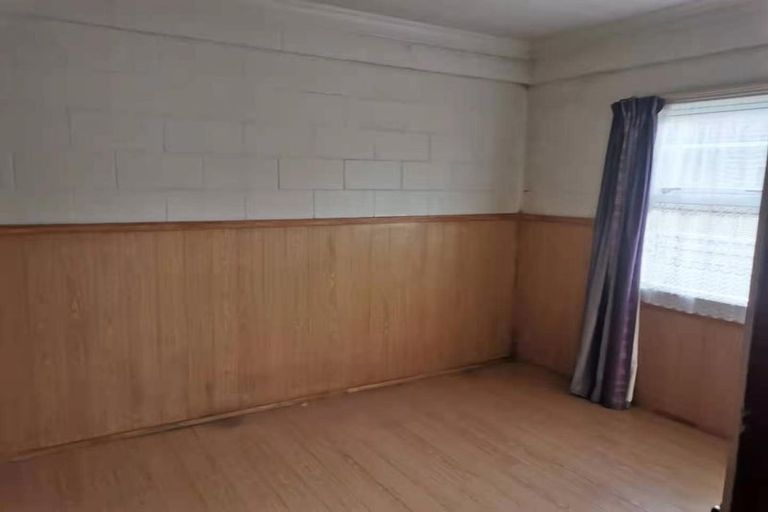 Photo of property in 59 Sheridan Drive, New Lynn, Auckland, 0600