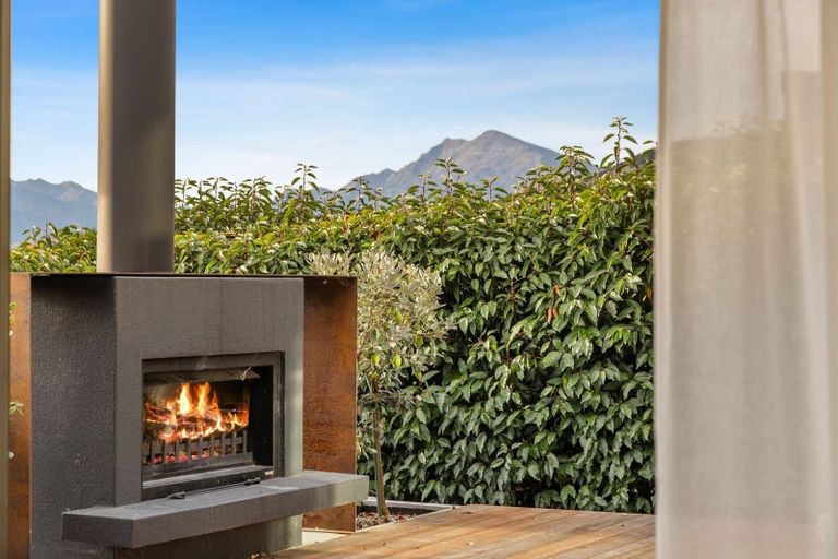 Photo of property in 11 Campbell Road, Wanaka, 9305