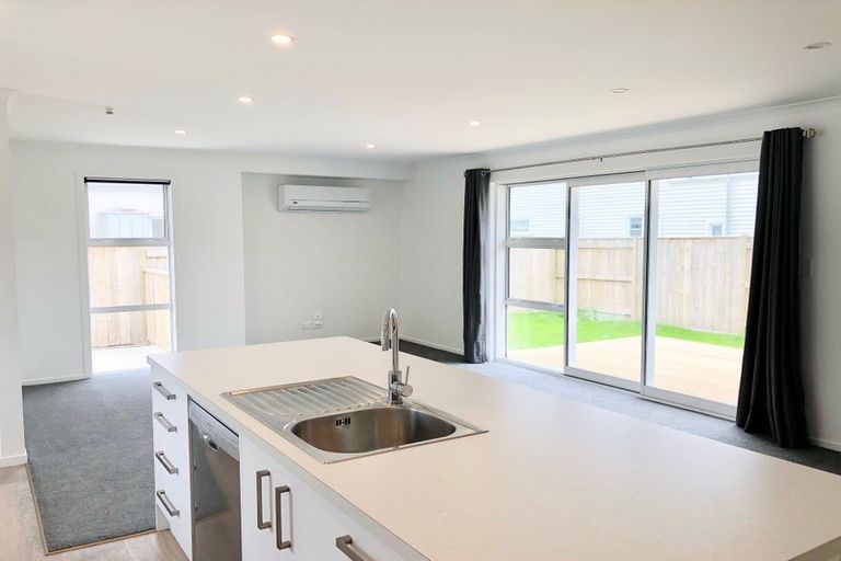 Photo of property in 19a Mckenzie Street, Levin, 5510