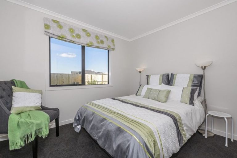 Photo of property in 28 Lynley Park Drive, Omokoroa, 3114