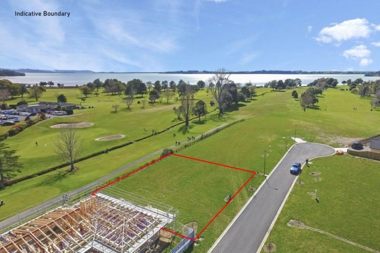Photo of property in 15 Serenity Drive, Omokoroa, 3114