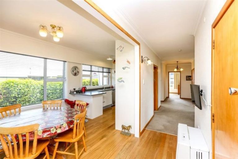 Photo of property in 17 Sanders Avenue, Westown, New Plymouth, 4310