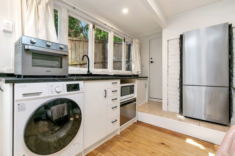 Photo of property in 24 Suffolk Street, Phillipstown, Christchurch, 8011