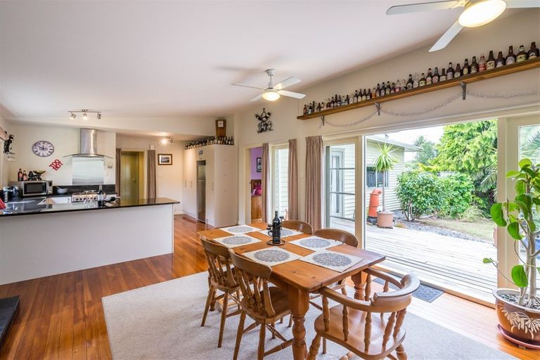 Photo of property in 92 Matai Road, Raumati South, Paraparaumu, 5032