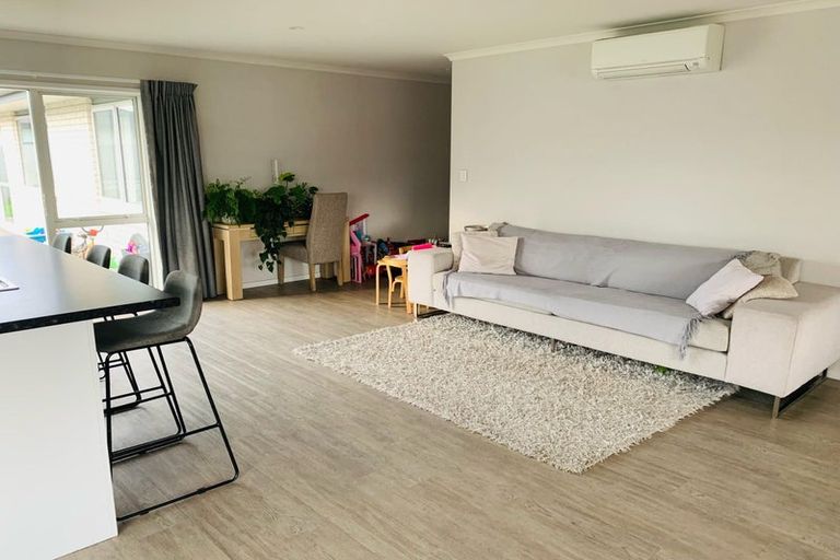 Photo of property in 2 Azara Way, Wigram, Christchurch, 8025