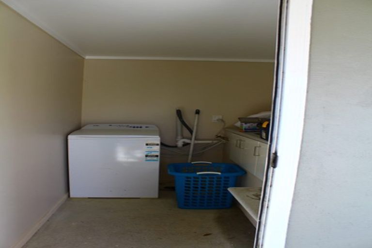 Photo of property in 1/31 Rangatira Road, Birkdale, Auckland, 0626