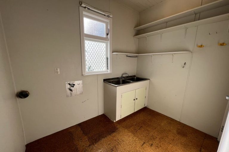 Photo of property in 5 Manuka Street, Hokowhitu, Palmerston North, 4410