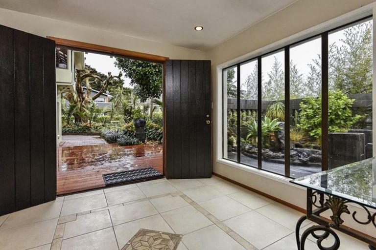 Photo of property in 34 Seacliffe Road, Hillsborough, Auckland, 1042