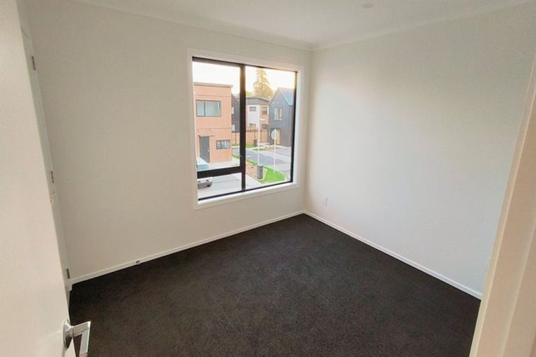 Photo of property in 4 Reakes Crescent, Wallaceville, Upper Hutt, 5018