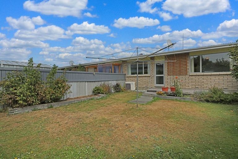 Photo of property in 2/17 Wills Street, Ashburton, 7700