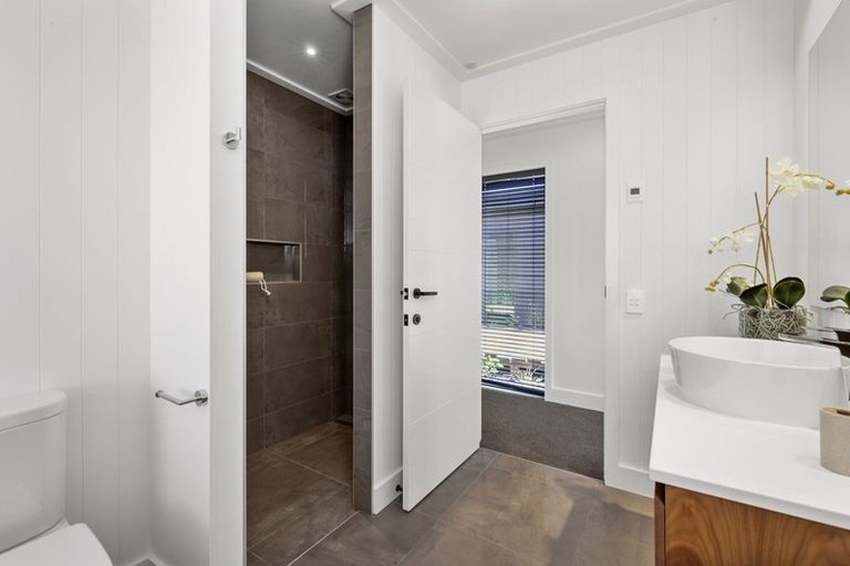 Photo of property in 12 The Fairways, Kinloch, Taupo, 3377