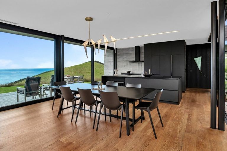 Photo of property in 28 Tangaroa Road, Mangawhai Heads, Mangawhai, 0505