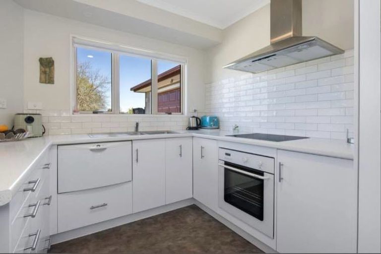 Photo of property in 17 Lansdowne Road, Katikati, 3129