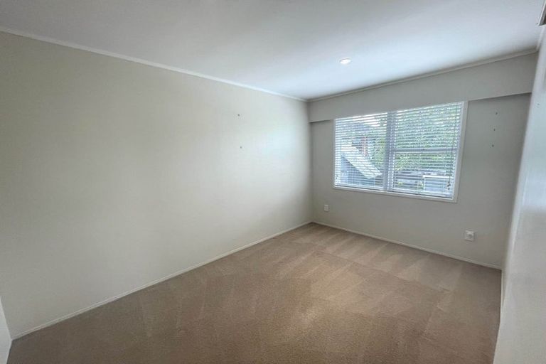 Photo of property in 2/2 Pine Terrace, Howick, Auckland, 2014