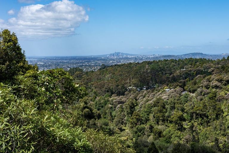 Photo of property in 191 Carter Road, Oratia, Auckland, 0604