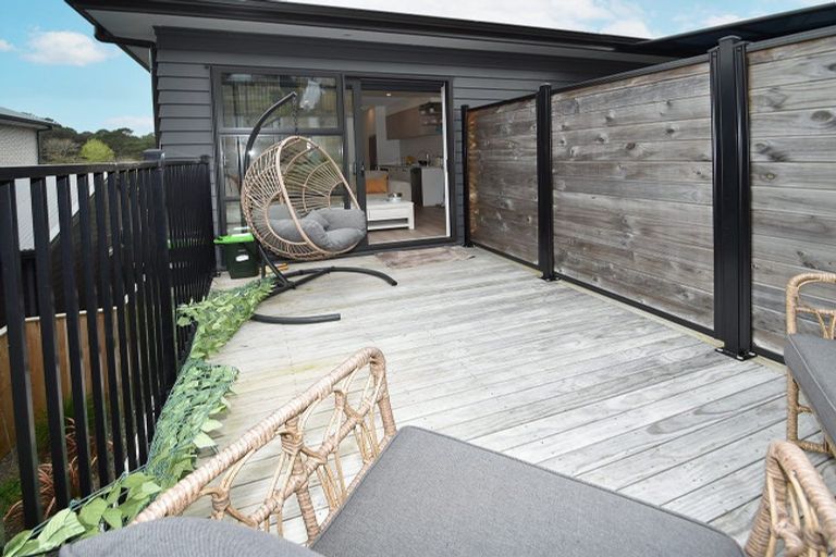 Photo of property in 23 Barrel Crescent, Swanson, Auckland, 0614