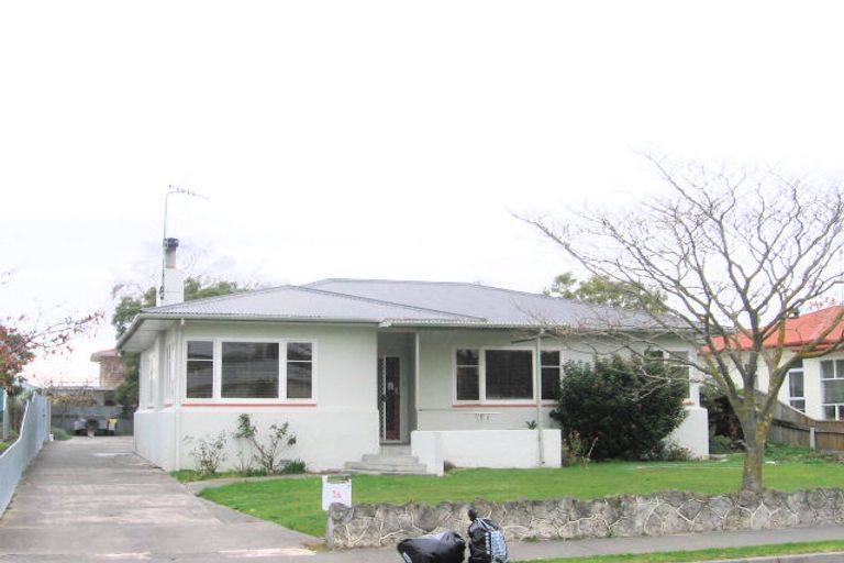 Photo of property in 26 Menin Road, Onekawa, Napier, 4110