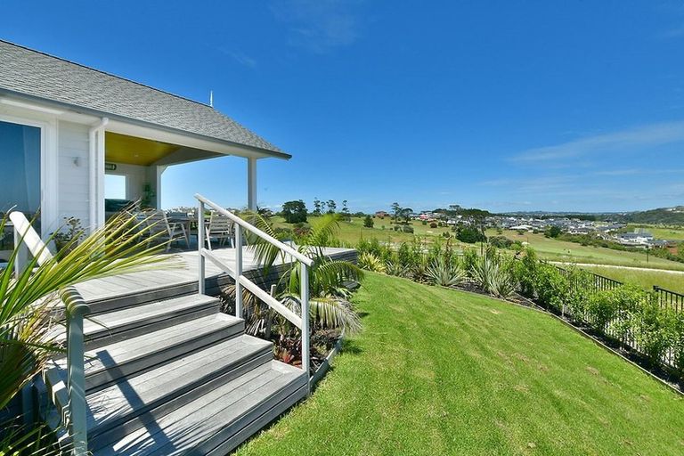Photo of property in 16 Palm View Terrace, Gulf Harbour, Whangaparaoa, 0930