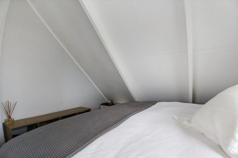 Photo of property in 2/23 Park Road, Glenfield, Auckland, 0629