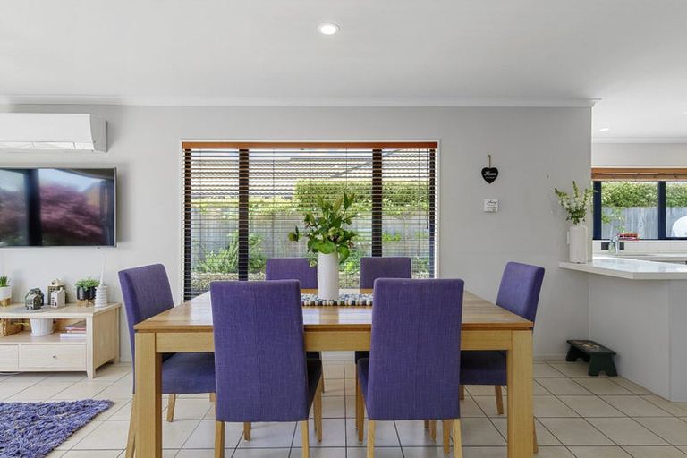 Photo of property in 9 Oakview Lane, Cashmere, Christchurch, 8022