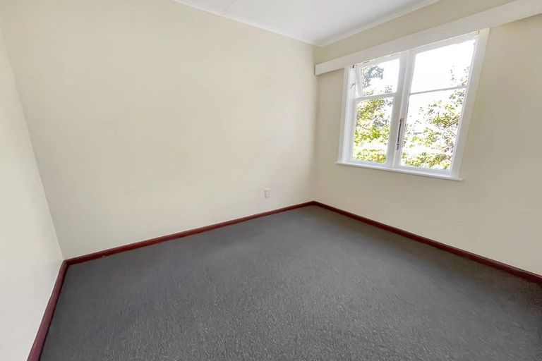Photo of property in 7 Bledisloe Crescent, Wainuiomata, Lower Hutt, 5014