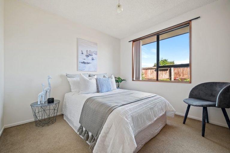 Photo of property in 2/267 Sawyers Arms Road, Bishopdale, Christchurch, 8053