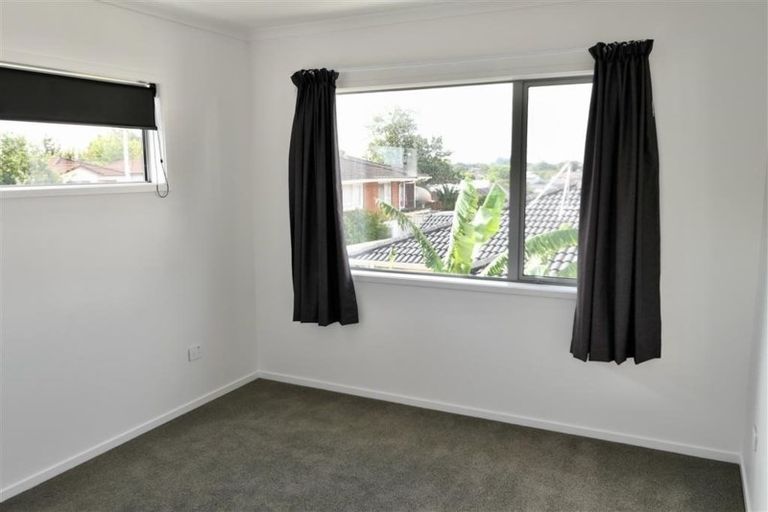 Photo of property in 2a Waterview Road, Favona, Auckland, 2024
