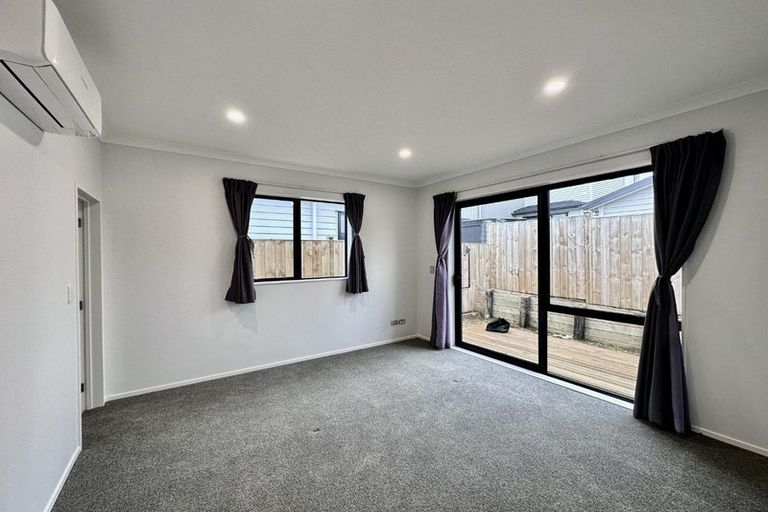 Photo of property in 7 Rapoi Lane, Karaka, Papakura, 2113
