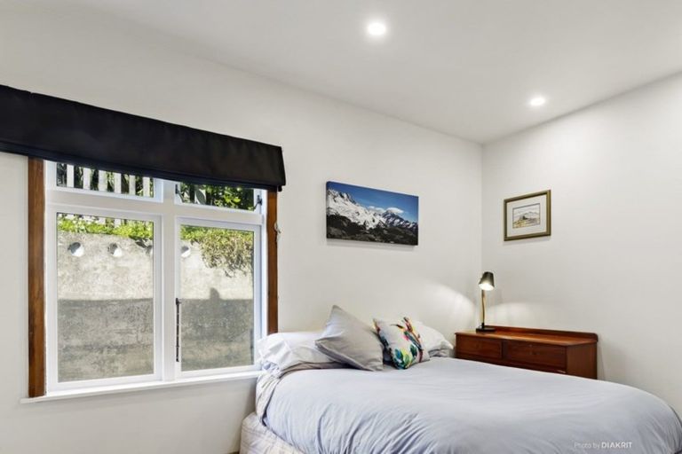 Photo of property in 119 Nevay Road, Miramar, Wellington, 6022