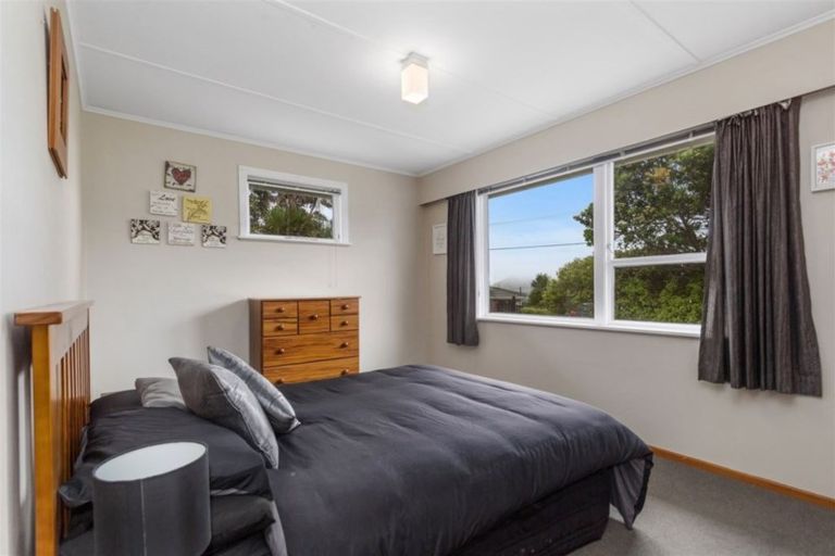 Photo of property in 29 Mark Avenue, Paparangi, Wellington, 6037