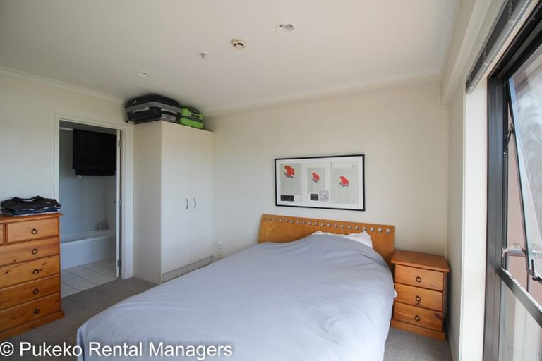 Photo of property in The Rennaissance, 3d/18 Ronwood Avenue, Manukau, Auckland, 2104