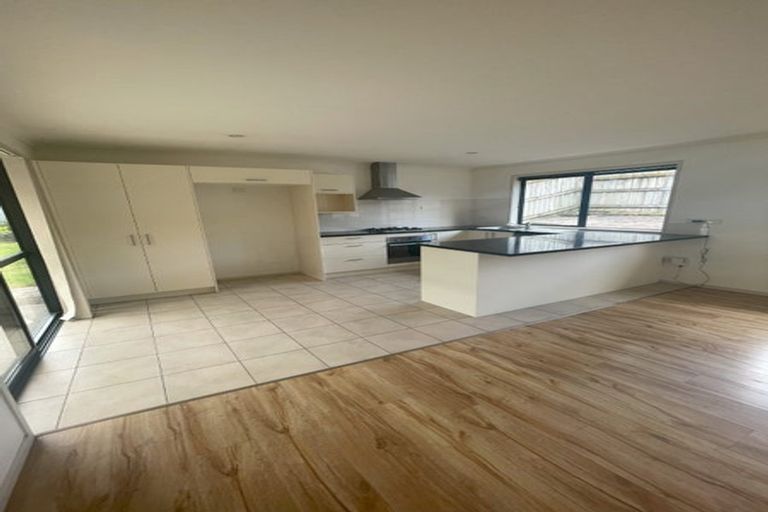 Photo of property in 67 Fairview Avenue, Fairview Heights, Auckland, 0632